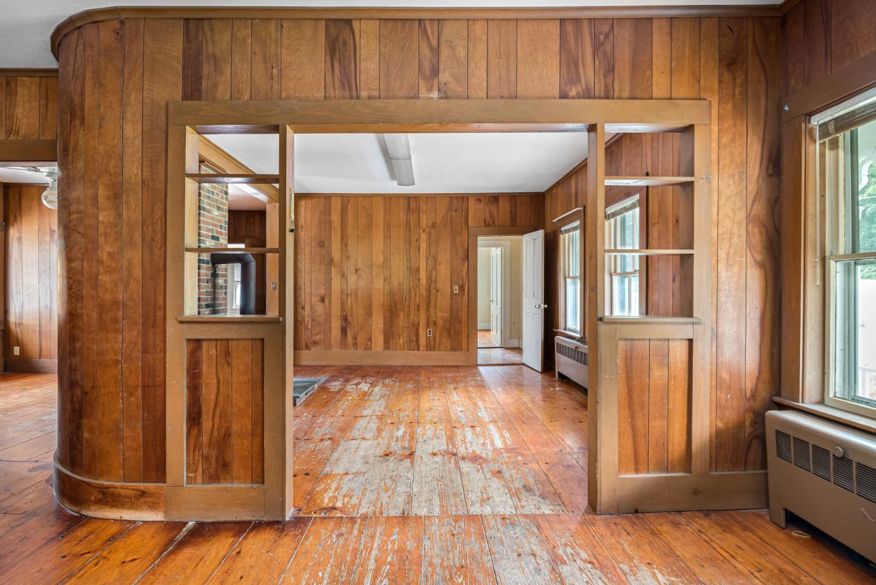 Thriving Equestrian Facility - photo 25