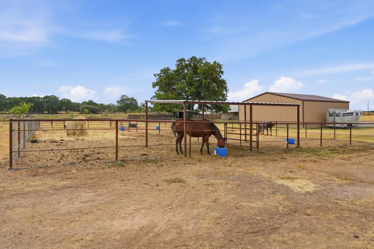 Weatherford Horse Property Near Bosque Ranch - photo 26