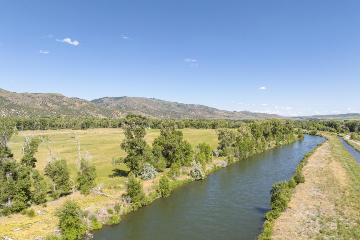 Beautiful Horse Property near the Snake River! - photo 19