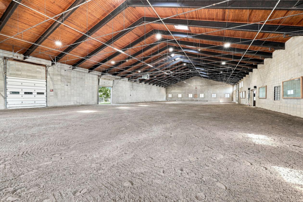 Luxury Equestrian Estate - photo 12