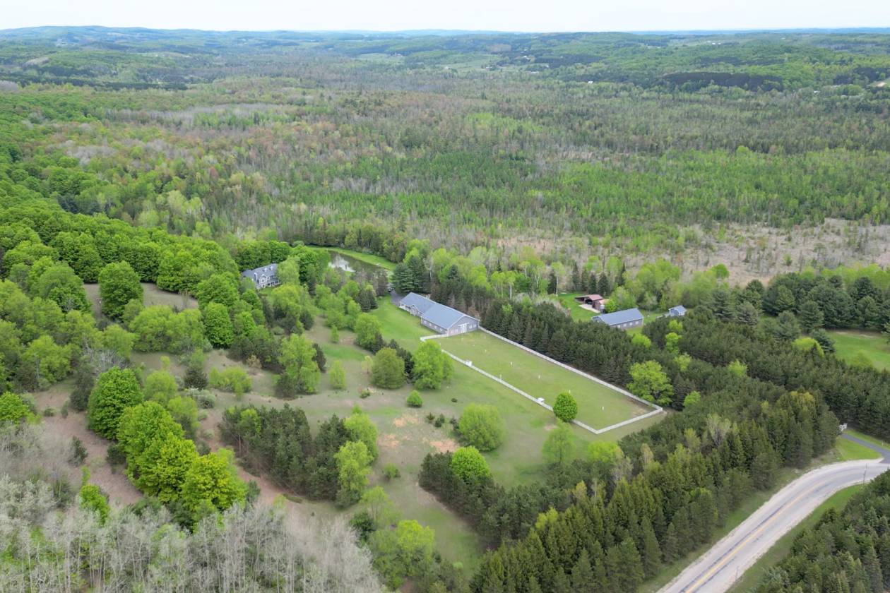 Horse Property for sale.