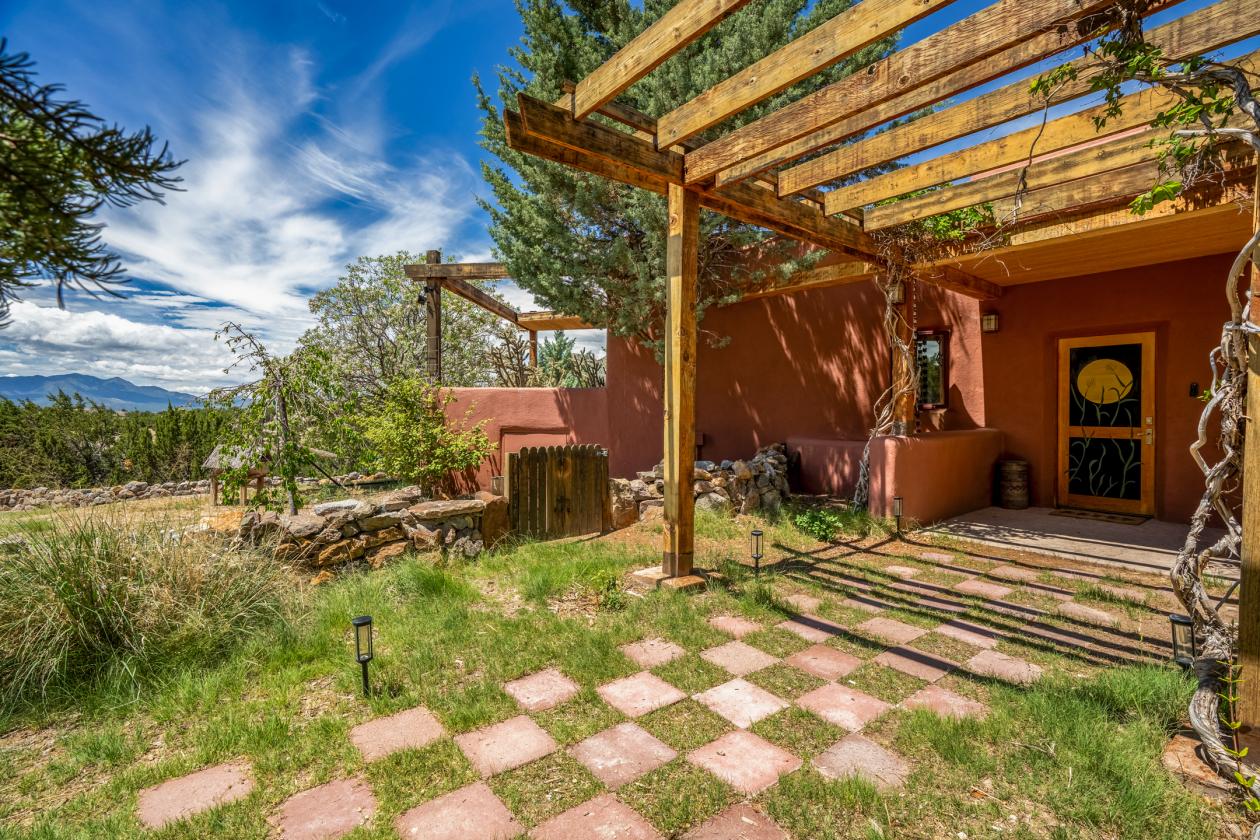 Fantastic Horse Property + Views!!! - photo 27