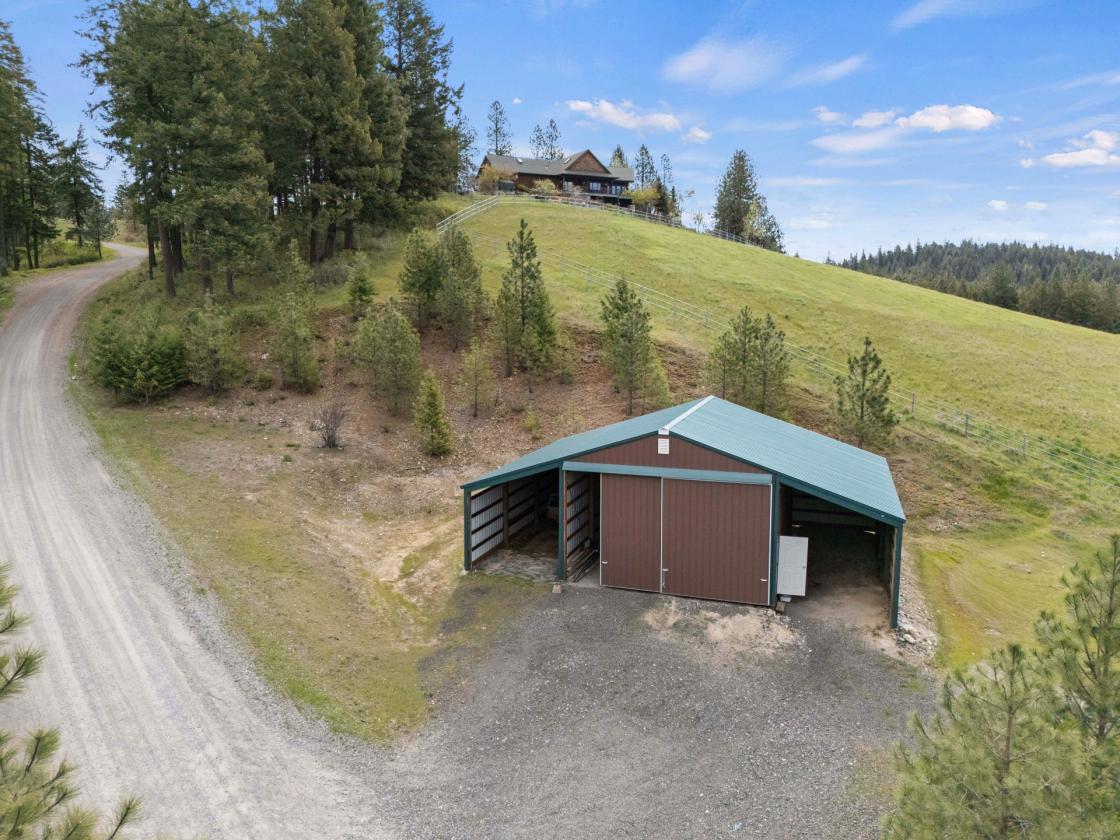Private Equestrian Retreat, Indoor & Outdoor Arena - photo 26