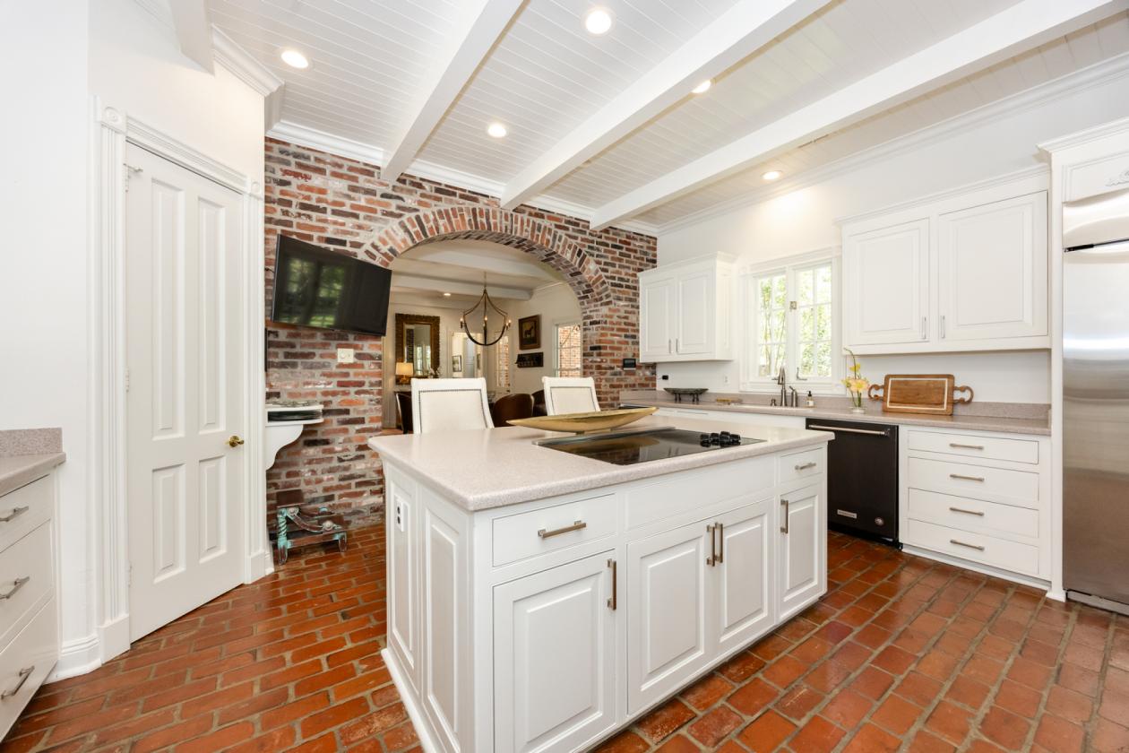 Equestrian Paradise - 5 Acres • Barn • Cross Fenced - photo 16
