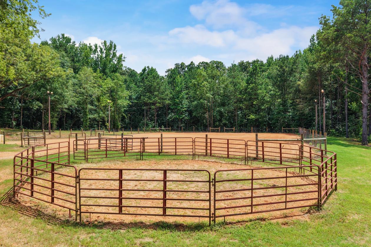 89.99 acre horse farm with lighted arena & more - photo 17