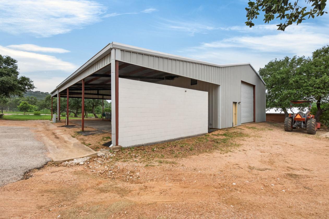 11 acre Equestrian Ranch with Lake Buchanan VIEWS - photo 27