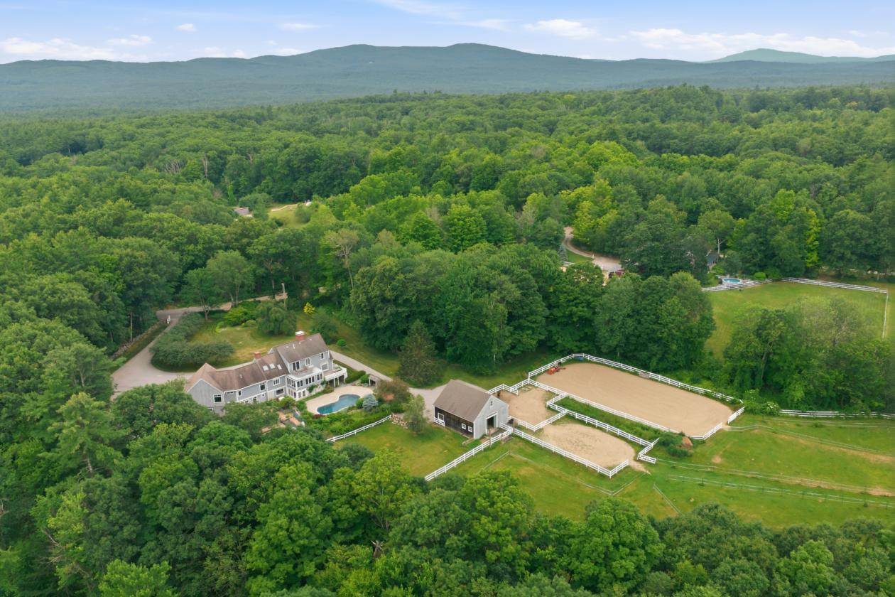Rare New England Country Estate - photo 2