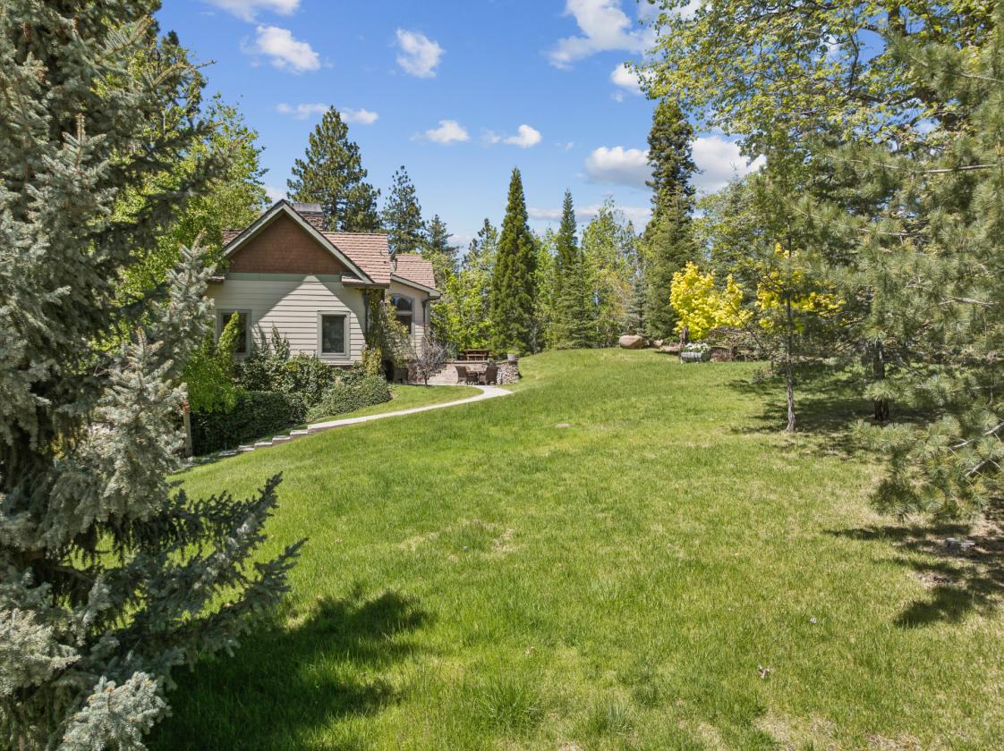 Luxury Equestrian Estate in the Mountains - photo 18