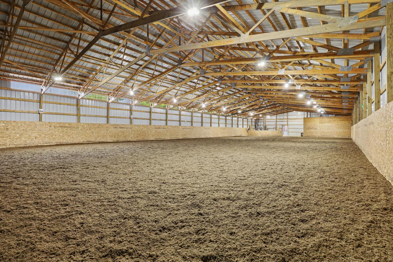 HUGE PRICE DROP - Indoor Arena + Secluded Home - photo 8