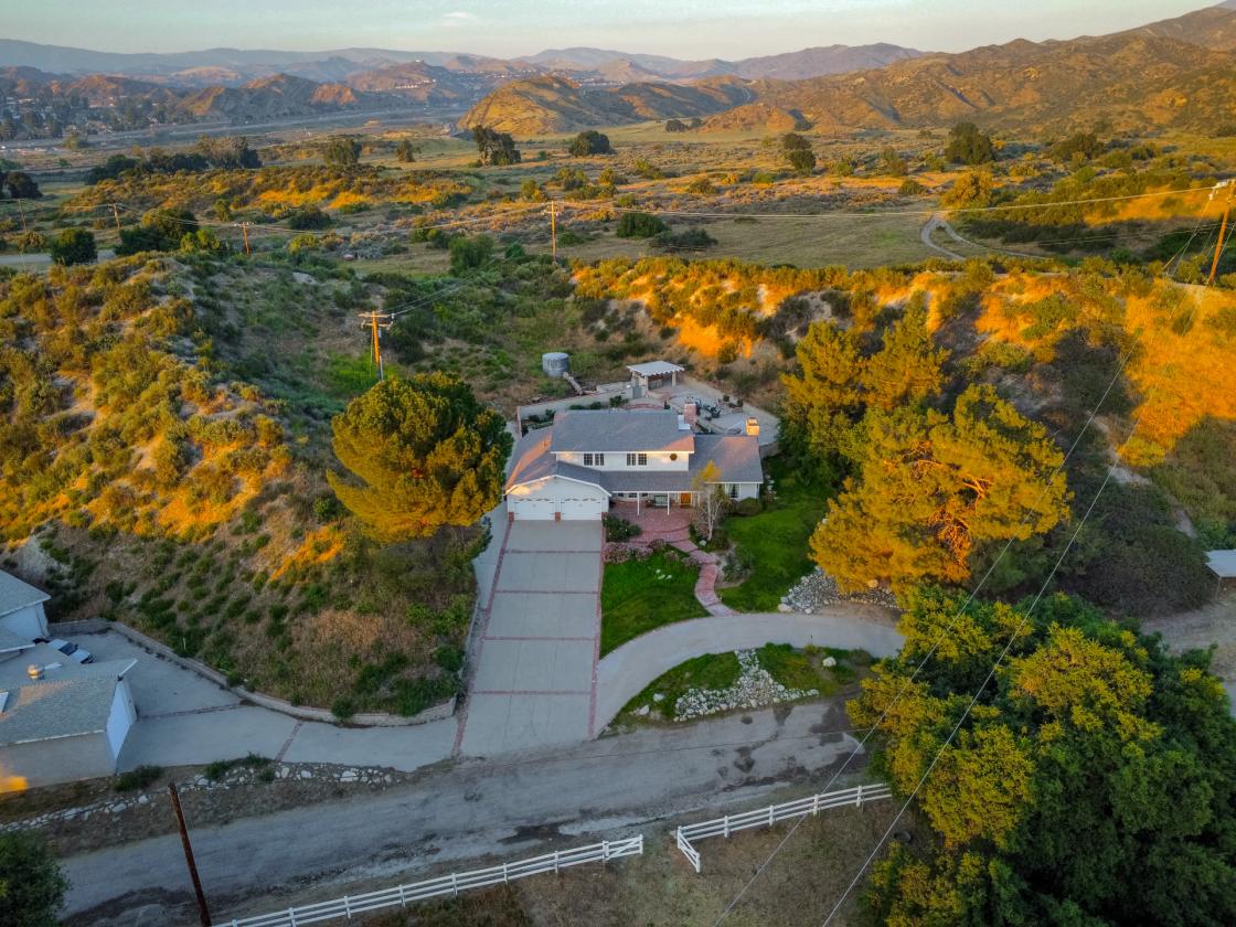 Sand Canyon Horse Property | 2.5 Acres & 4 Stalls - photo 1