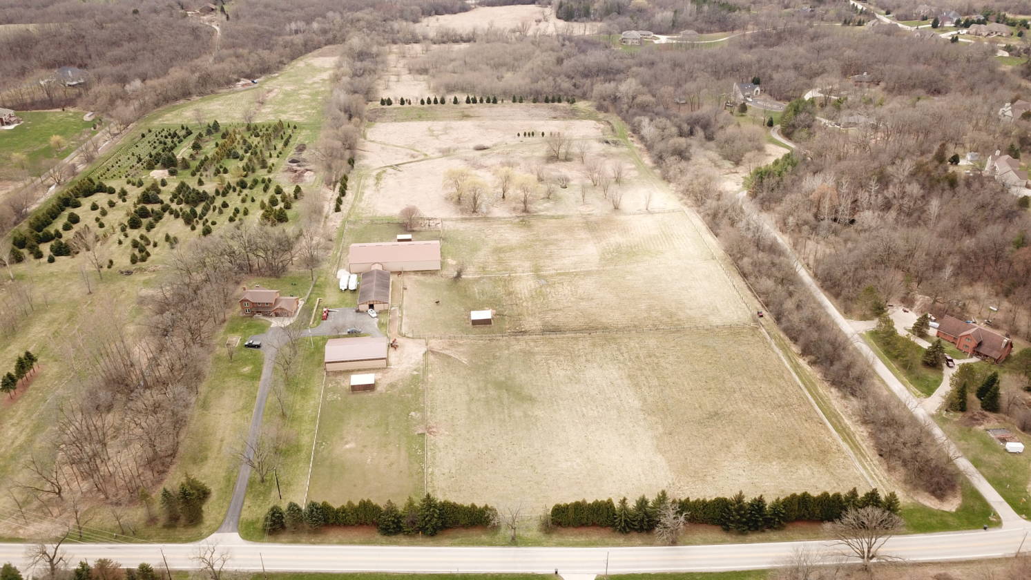 Stately Equestrian Farm on 20 acres Waukesha, Waukesha County, Wisconsin