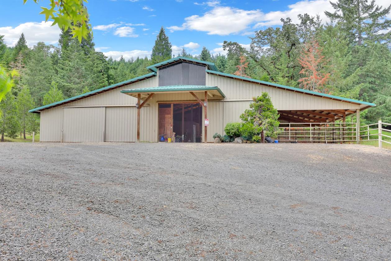 73+acre Estate a rare blend of amenities! - photo 29