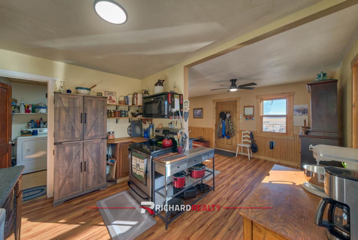 Private 40-acre Horse Ranch with Live Water - photo 13