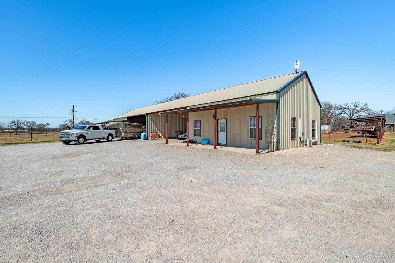 Exceptional Income Potential on 13.75 Pristine Acres - photo 21