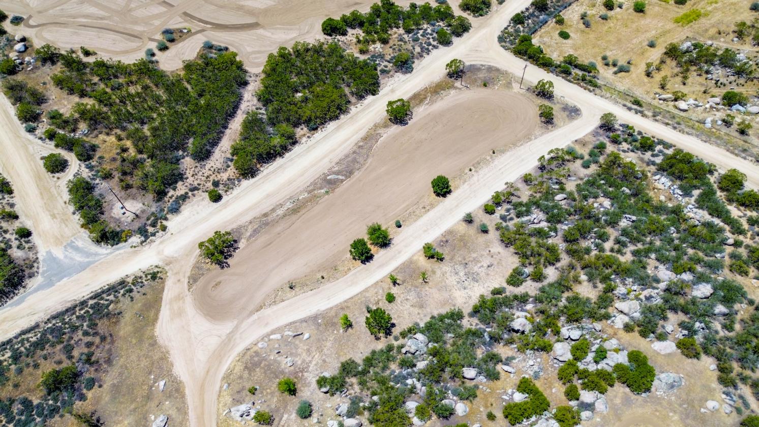Custom 5-Acre Horse Ranch with Stunning Views - photo 3