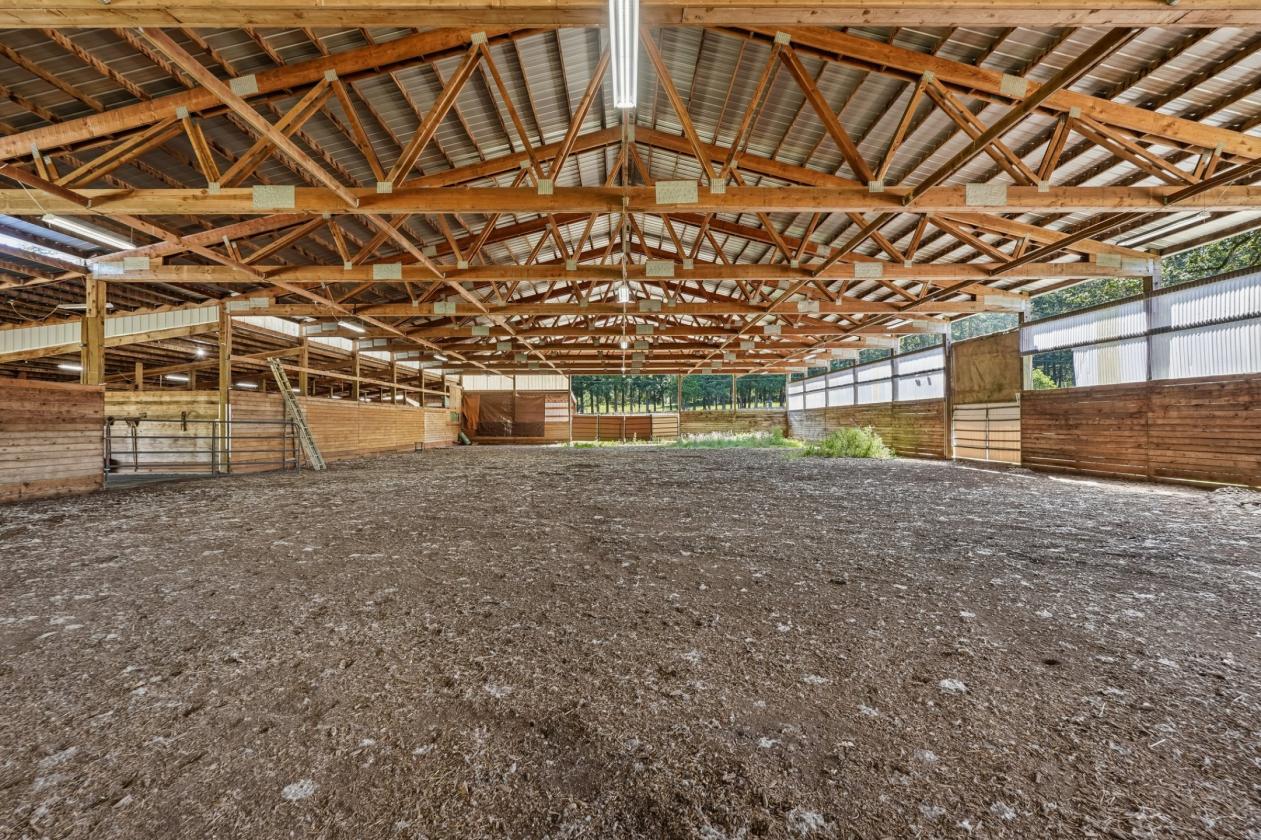 Covered Arena - 2 Barns - 5.66 Acres - photo 27