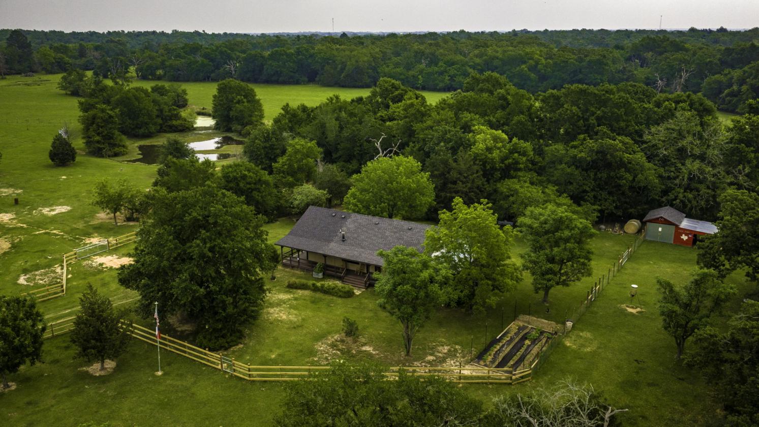 Complete Turnkey Country Horse Property - photo 17