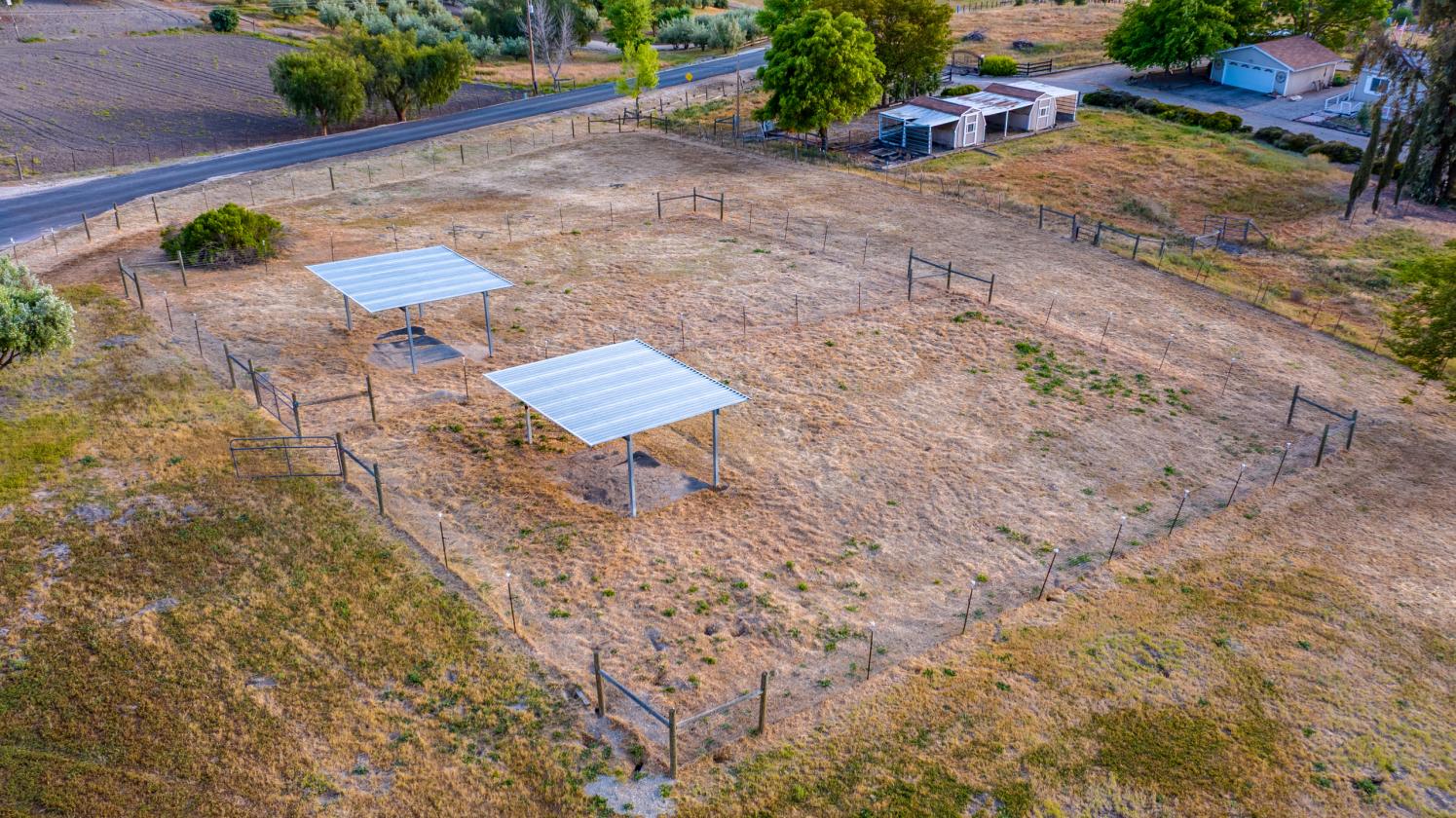 10 acres in the heart of Paso Robles Wine Country! - photo 8