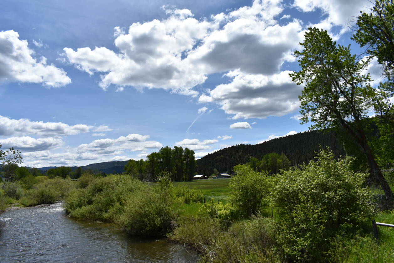 611 E Main St, Elliston, MT Elliston, Powell County, Montana