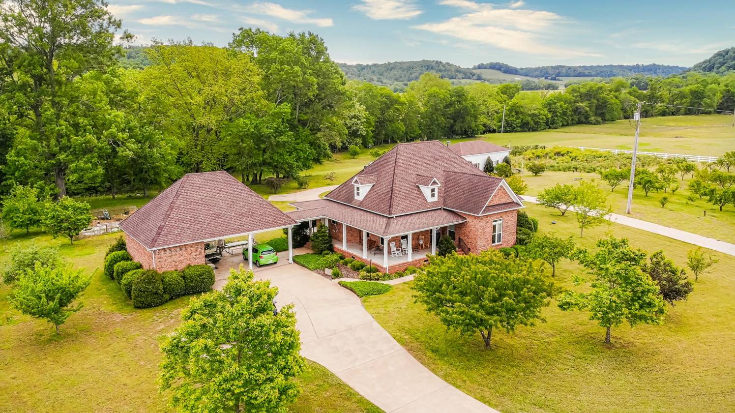 Luxury horse property for sale with views! Pulaski, Giles