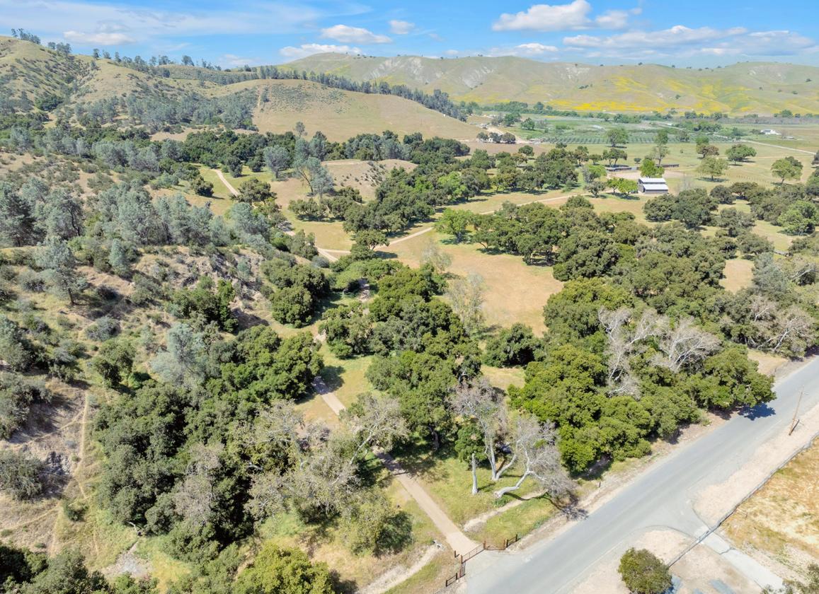 DOUBLE SEVEN ZERO RANCH - photo 15