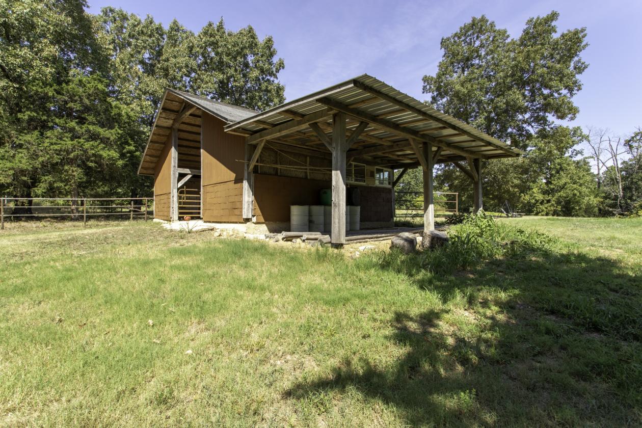 Luxury Timberframe Home with Horse Facilities - photo 9