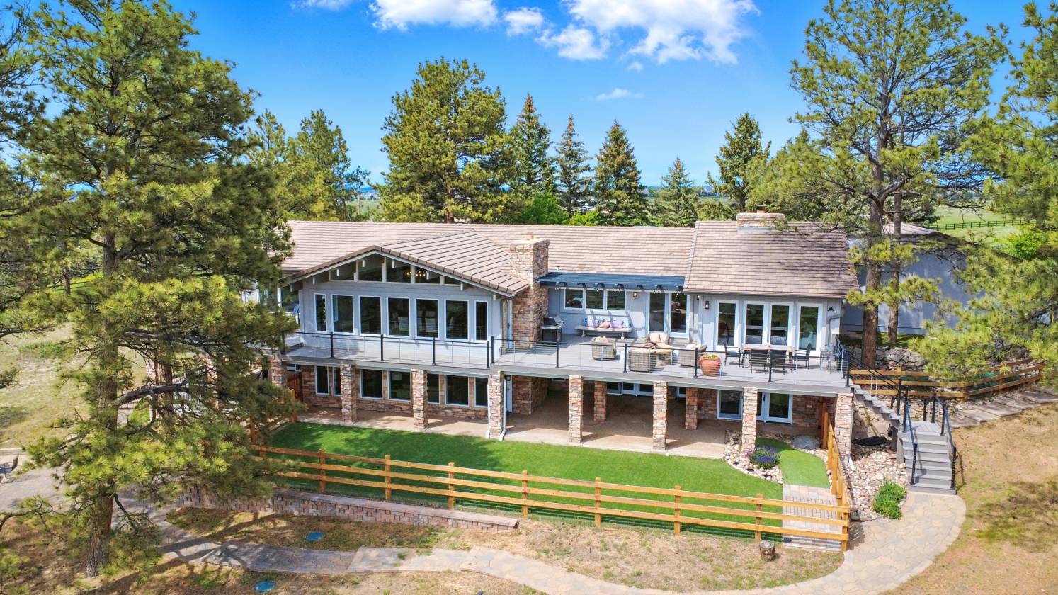 Horse Property for sale.