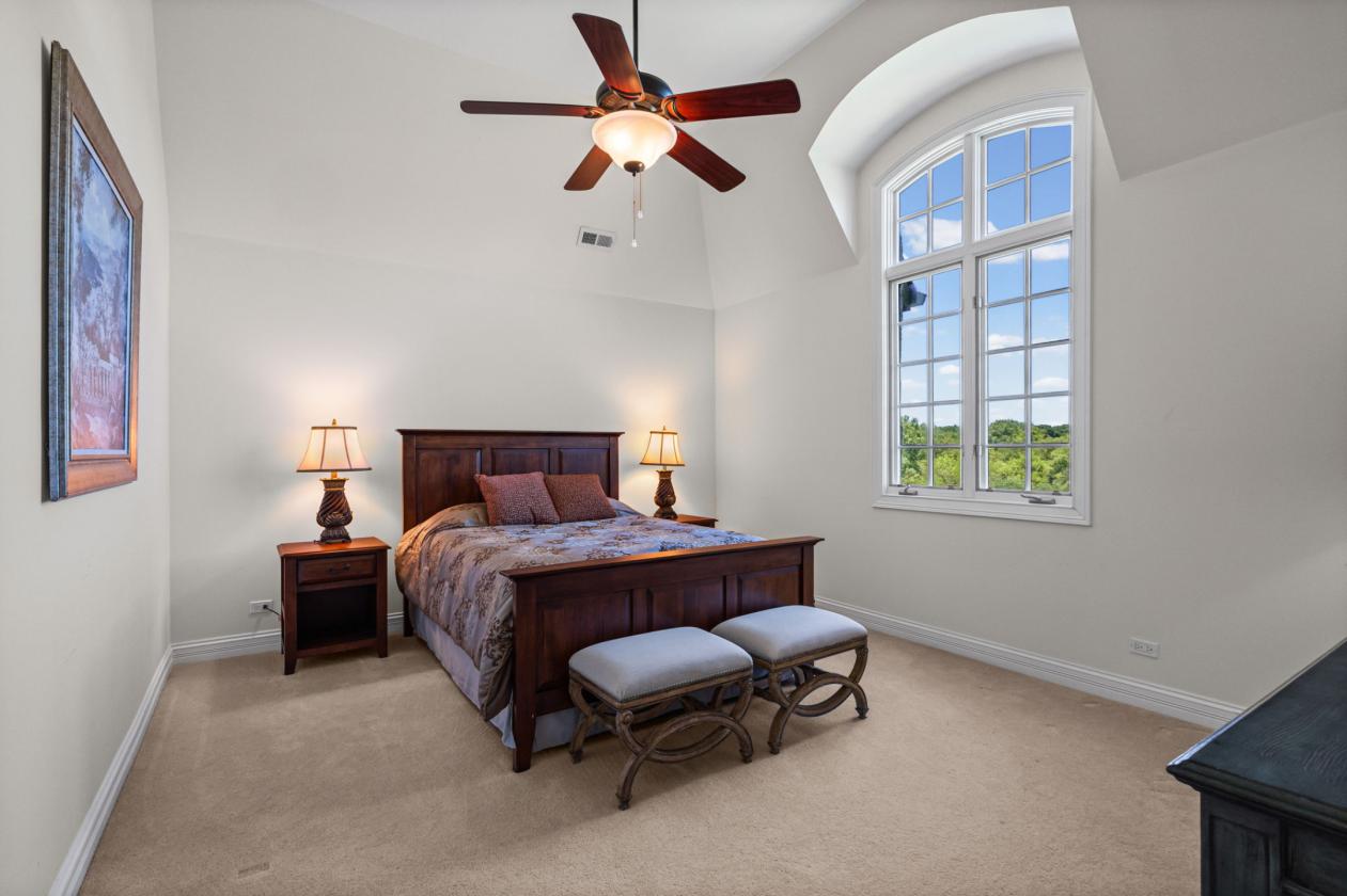 Luxury Estate with Equestrian Potential - photo 17