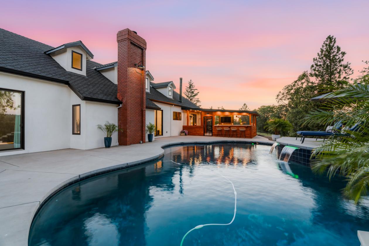58 Acre Luxury Ranch - Barn, Arena, Pool, 9 parcels - photo 12