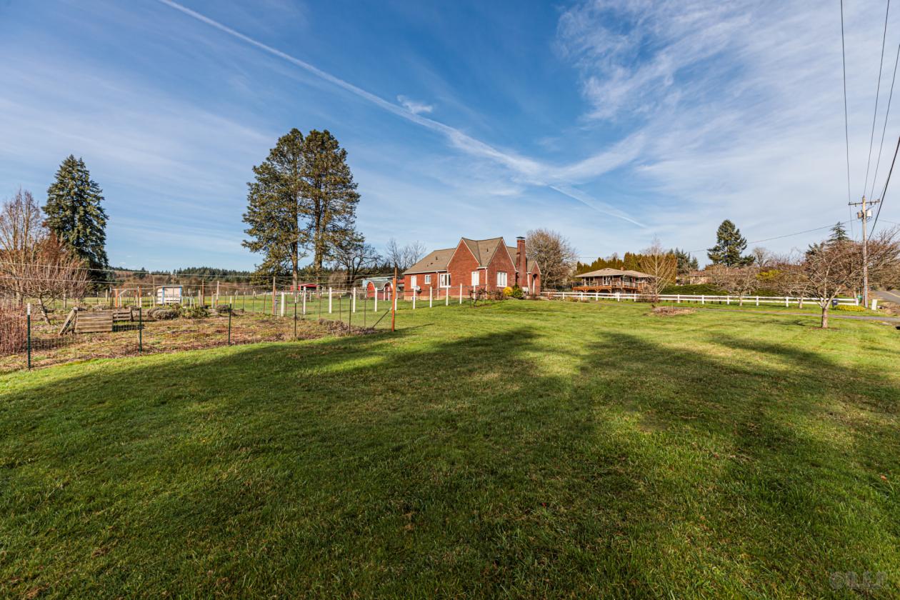 Storybook Home & Timeless Character on 3 acres! - photo 20