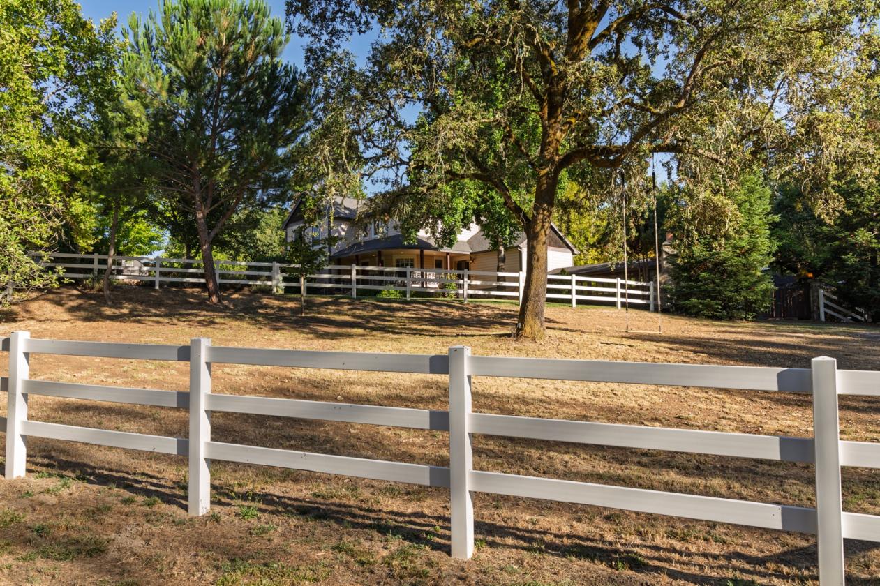 Gorgeous Equestrian Property in Sonoma County! - photo 8