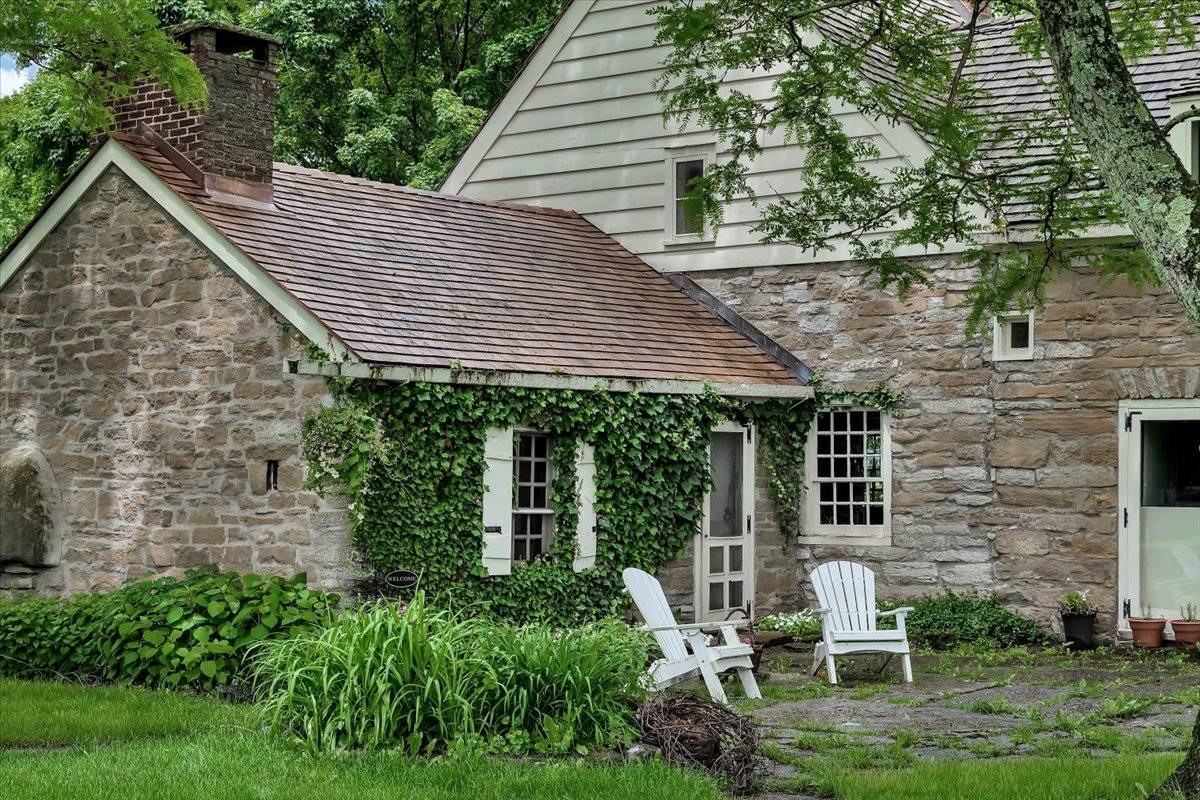 Horse Property for sale.