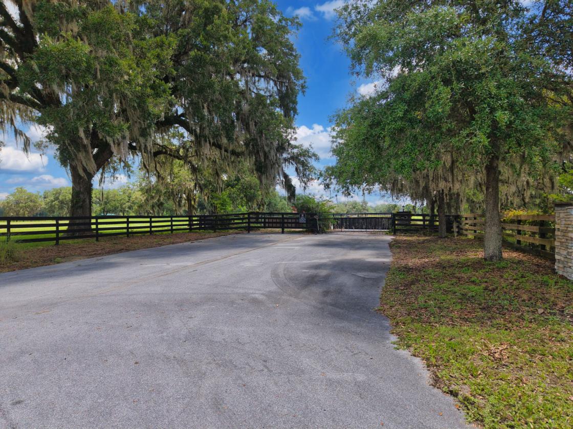 10 ACRES IN GATED EQUESTRIAN COMMUNITY - photo 20