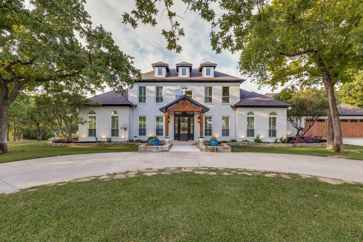 Luxury Equestrian Estate - Wise County - photo 2
