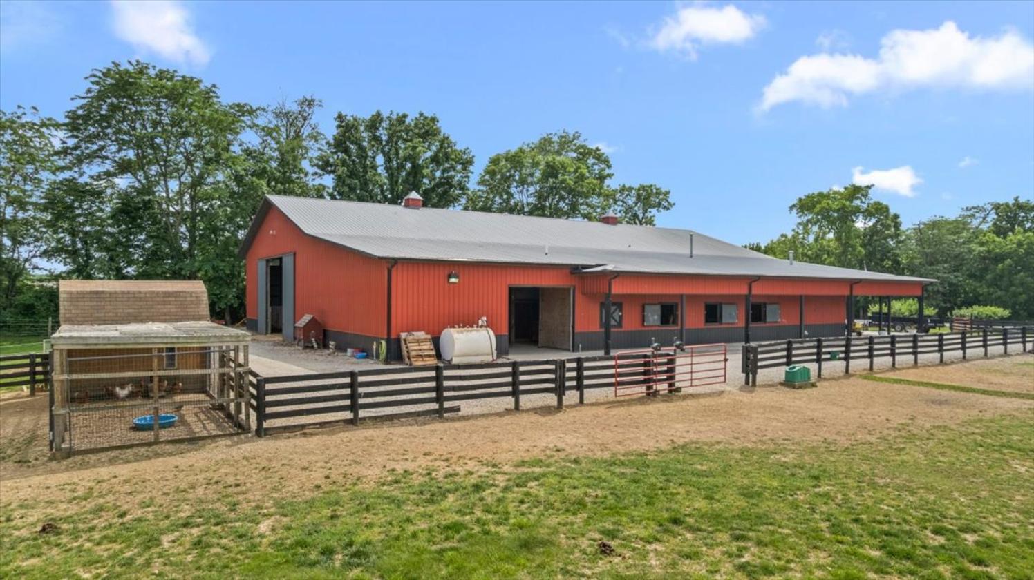 14.3 Acre Equestrian Estate | Indoor Arena | Ponds - photo 9