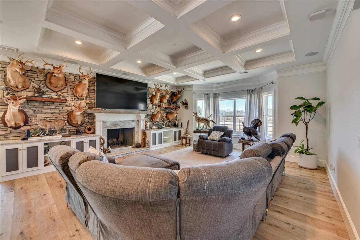 Beautiful 61-Acre Horse Property - photo 13