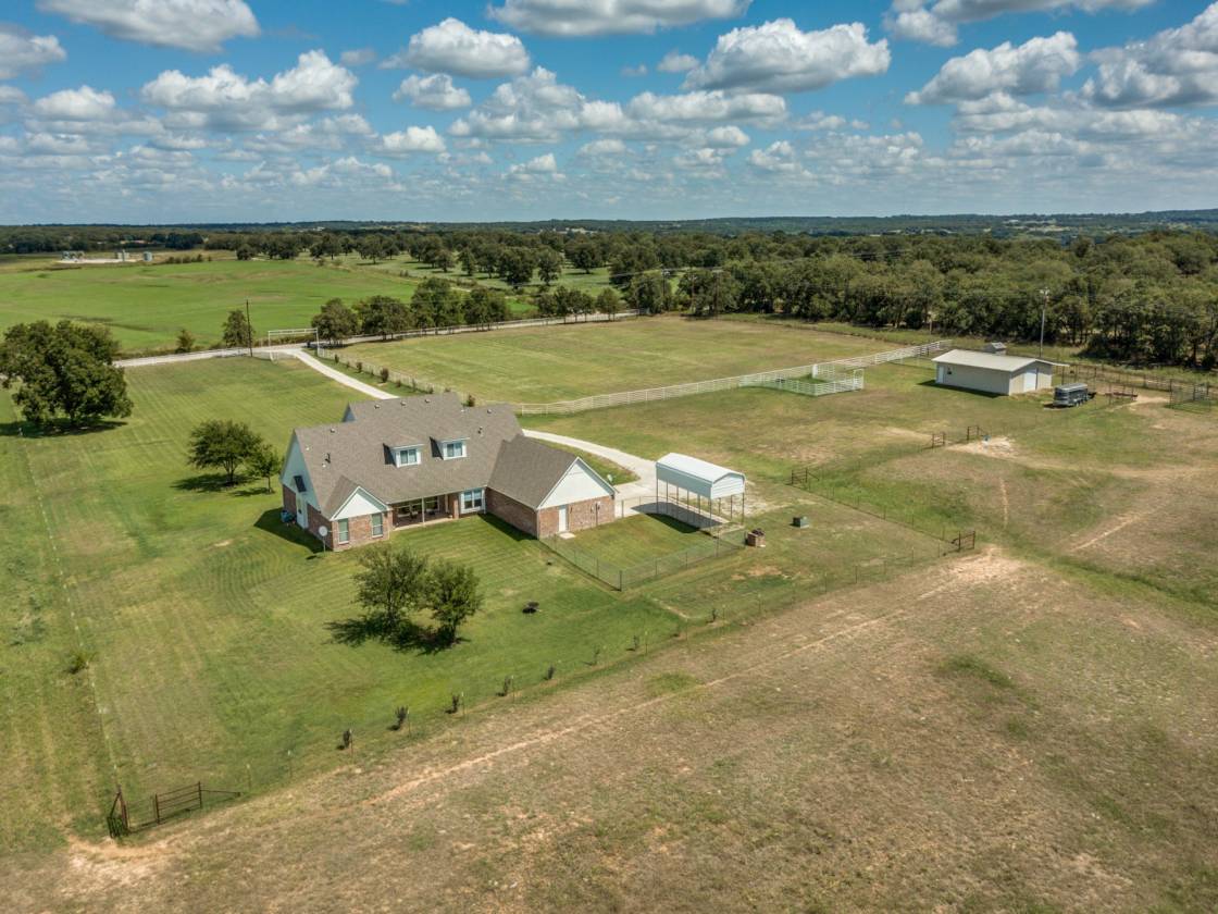 6 Bedroom Custom Home on 35 Acres Alvord Alvord, Wise County, Texas