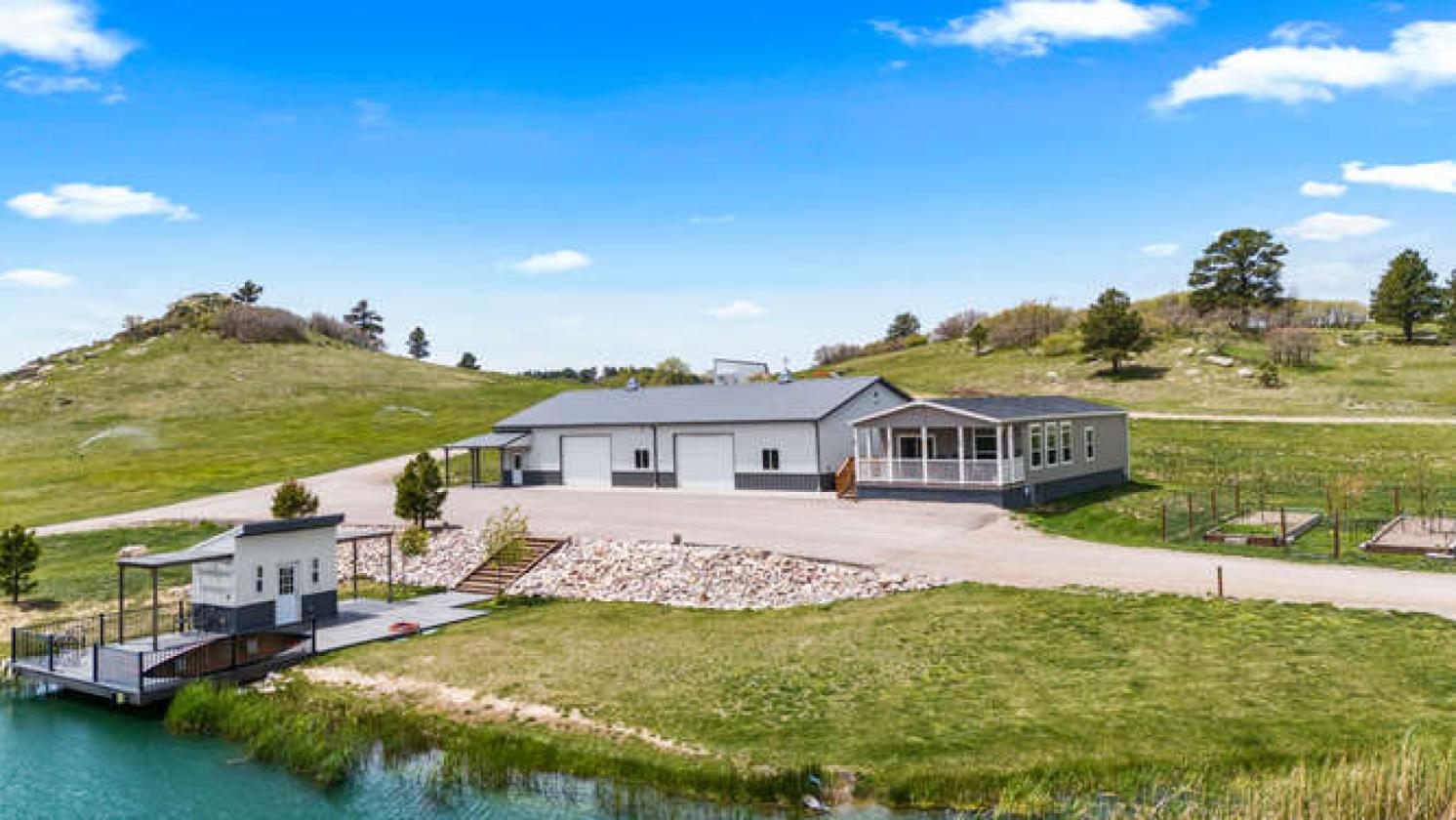 Luxury Horse Property With Amazing Views - photo 29