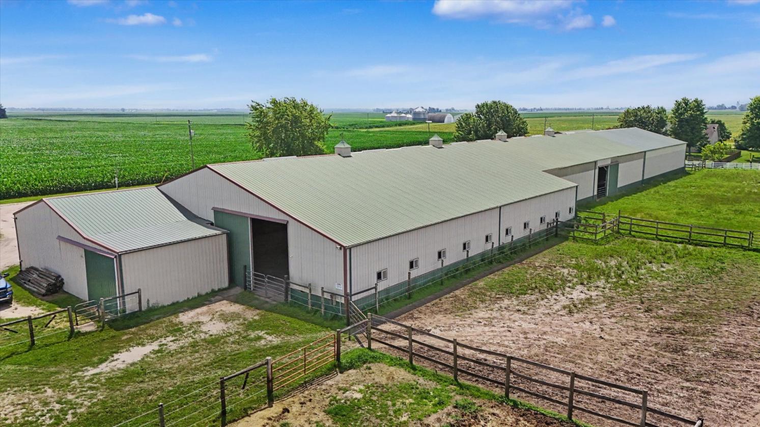 Exceptional Horse Property In Central Illinois - photo 4