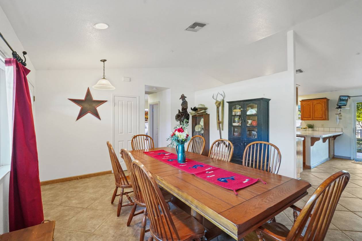 Rare Hilltop, Equestrian Estate - photo 6