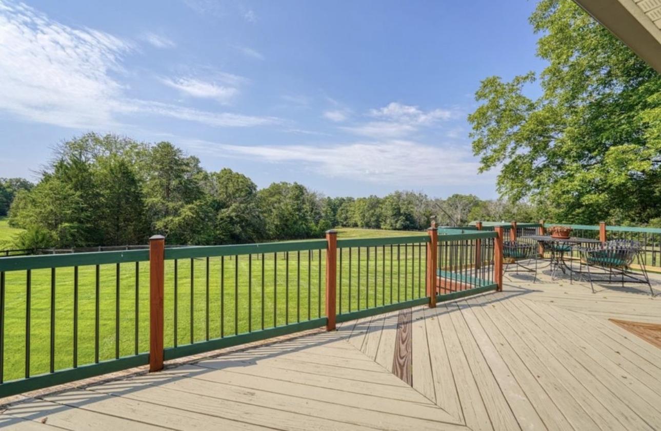 Beautiful Equestrian Property - photo 6