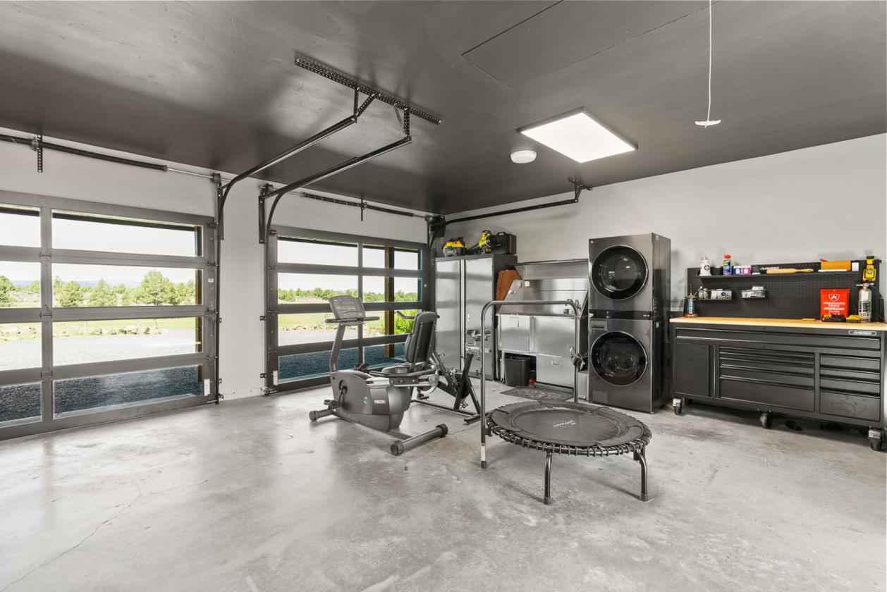 Mountain Modern Retreat with Panoramic Views - photo 22