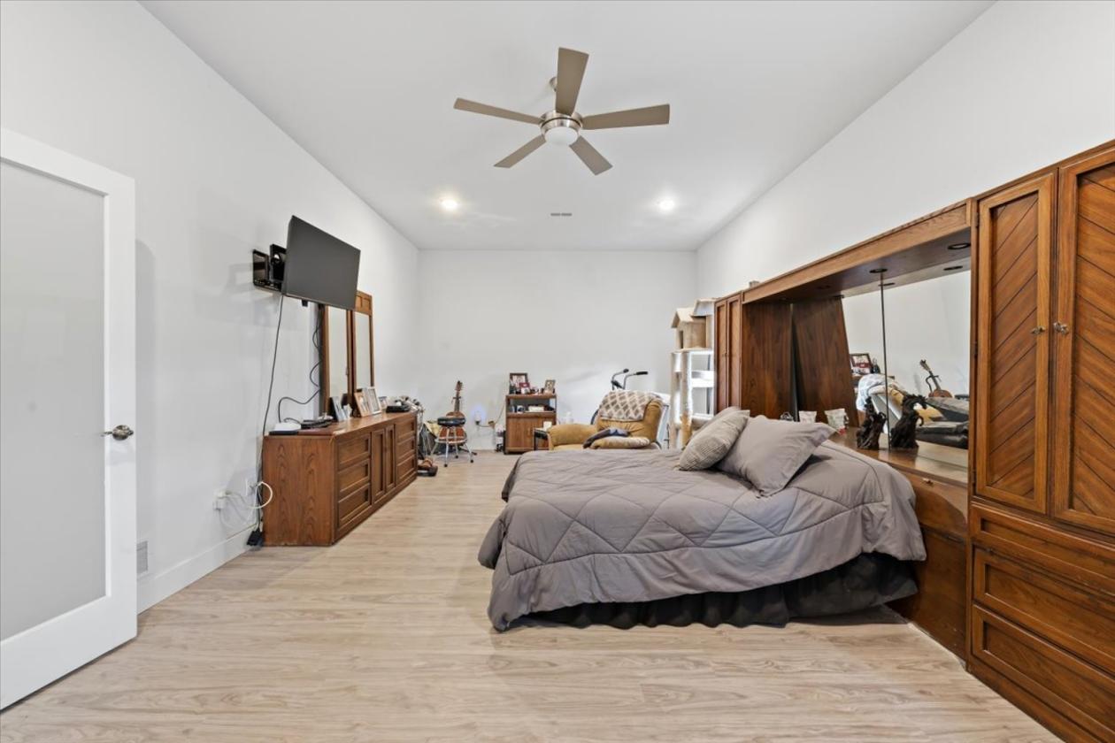 Turn-Key 13.5 Acre Equestrian Property with Barn - photo 16