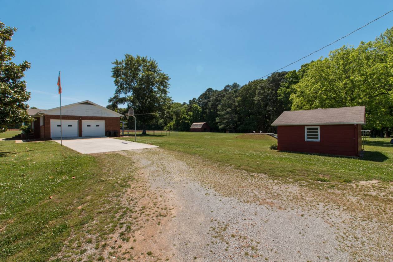 13 acre Horse Farm near Huntsville AL Toney, Madison County, Alabama