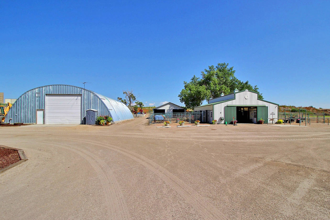 32 Acre Horse Property With Irrigated Acres Greeley, Weld County