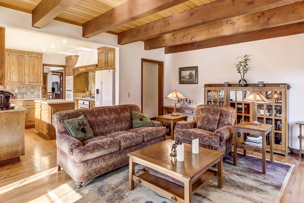 Lake Arrowhead Horse Property! Lake Arrowhead, San Bernardino County