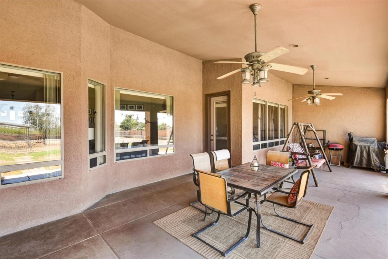 Desert Hills Horse Property on Over an Acre! - photo 19