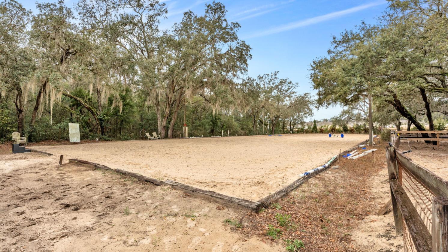 Equestrian Estate on 4.95 Acres - photo 28
