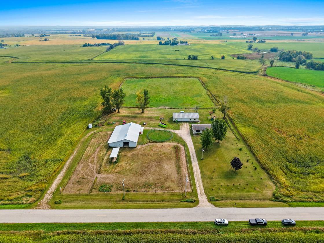 Horse Property for sale.