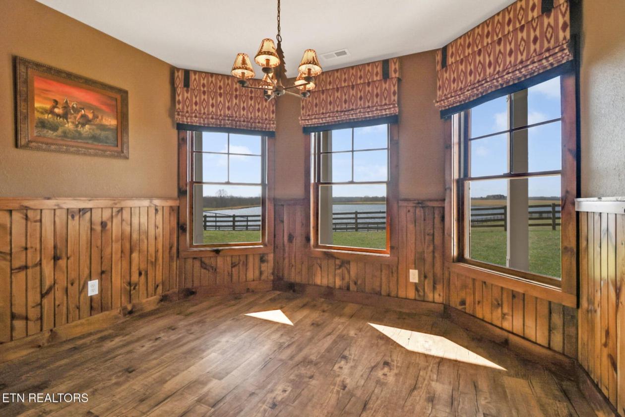 Lakefront Equestrian Estate - photo 24